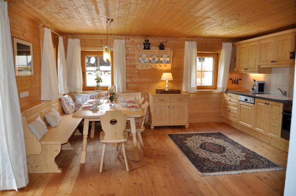 Ferienwohnung Jörgnerhaus Kals-am Großglockner Zimmer foto