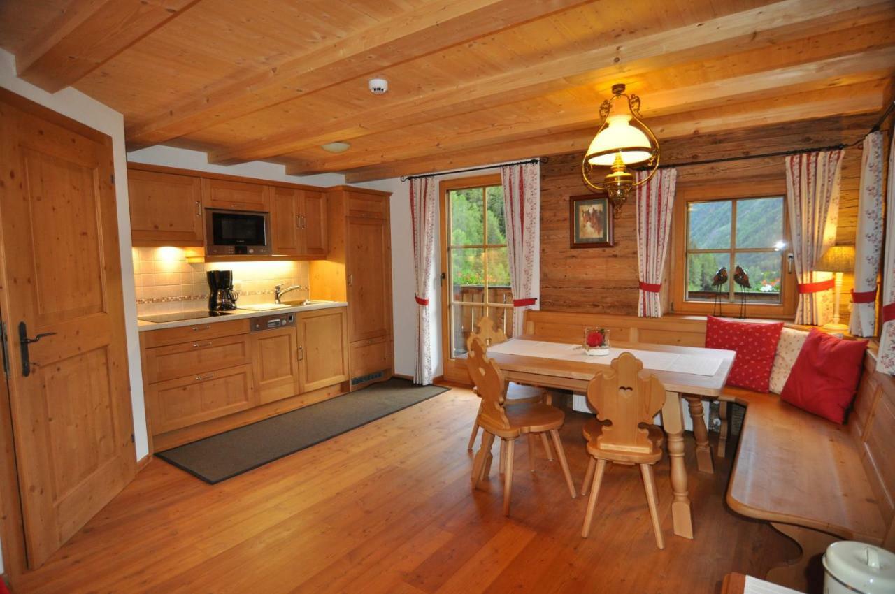 Ferienwohnung Jörgnerhaus Kals-am Großglockner Exterior foto